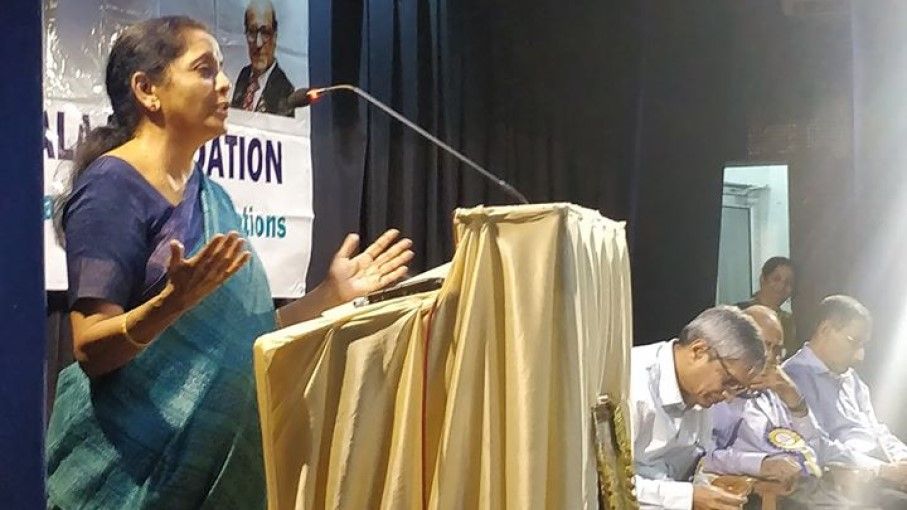 आरएसएस से जुड़ा स्वदेशी जागरण मंच भी विनिवेश के ख़िलाफ़