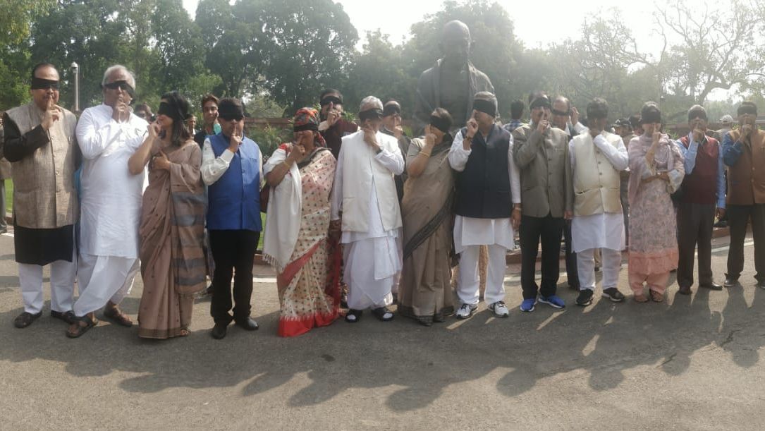 aap congress tmc mps stage separate protests over Delhi riots parliament - Satya Hindi