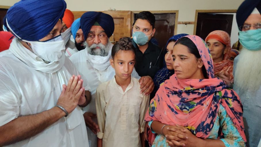 पंजाब: ज़हरीली शराब से 86 की मौत, 7 आबकारी अधिकारी, 6 पुलिसकर्मी निलंबित