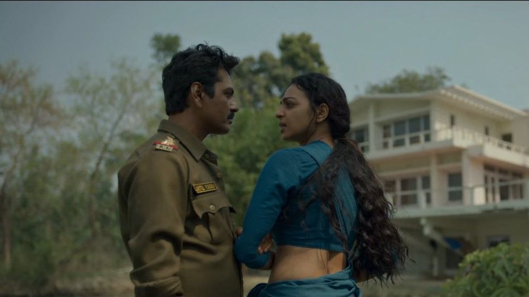 रहस्य-रोमांच से भरपूर 'रात अकेली है' में नवाज़ुद्दीन-राधिका का ज़बरदस्त अभिनय