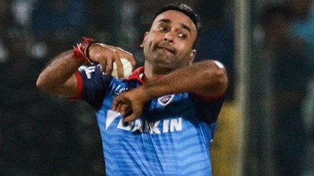 IPL 2021 leg spinner Amit Mishra and Piyush Chawla - Satya Hindi