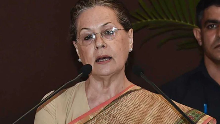 क्या किसी नेता में इतना दम है कि दान देने वाले को डाँट लगाए?