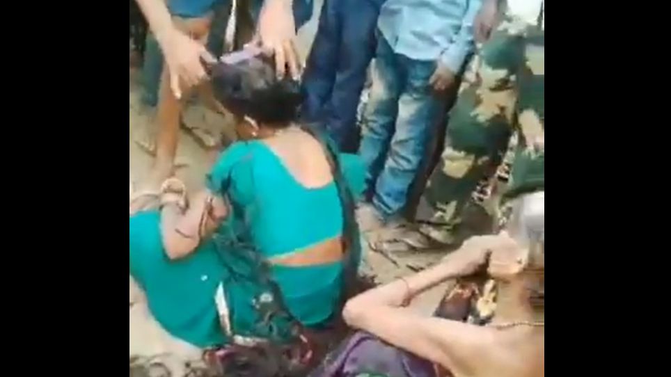 बिहार: डायन बताकर महिलाओं को पेशाब पिलाया, पीटा, ग्रामीण देखते रहे