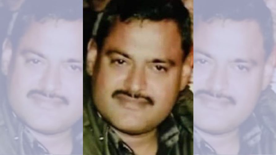 SIT रिपोर्ट: विकास के ‘मददगार’ 50 पुलिसवालों की पहचान
