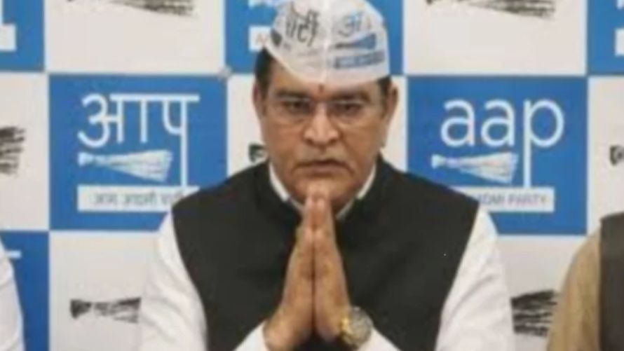 आप उम्मीदवार बलबीर जाखड़ ने बेटे के आरोपों को बताया ग़लत
