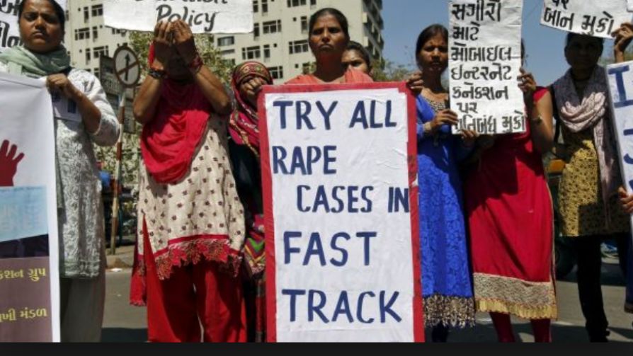 हाथरस के बाद बलरामपुर में दलित युवती के साथ बलात्कार, पाँव और कमर तोड़ी, मौत&nbsp;