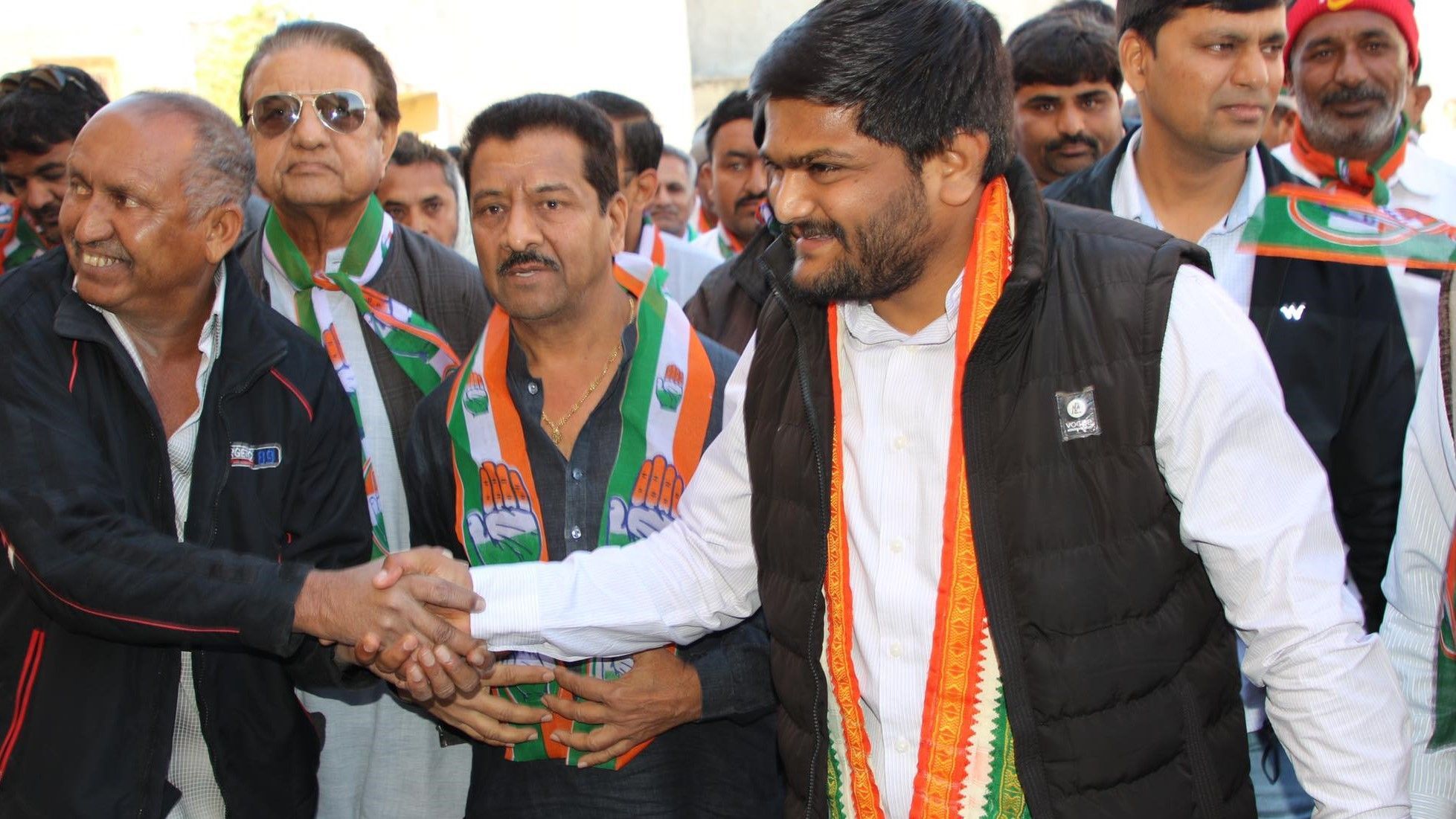 Will Hardik Patel persuade to MLAs stay in gujrat Congress - Satya Hindi
