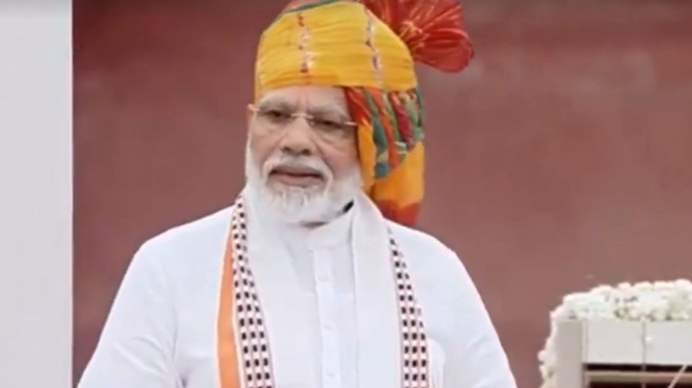 मोदी सरकार के तमाम फ़ैसलों पर विपक्ष क्यों है चुप?