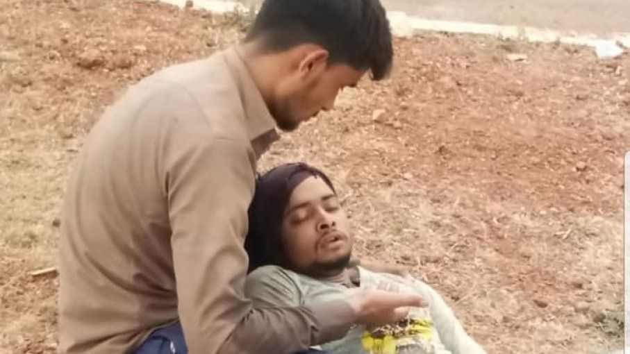 हिंदू-मुसलिम दोस्ती की मिसाल: आख़िरी समय में&nbsp;सैयुब की गोद में अमृत