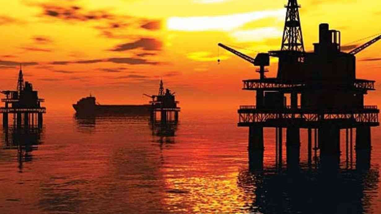 modi government justifies diesel, petrol prices on oil bond - Satya Hindi