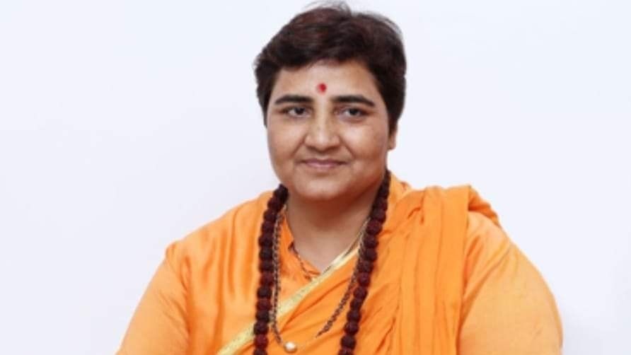 आतंकवाद की आरोपी प्रज्ञा सिंह संसद की रक्षा समिति में क्यों?