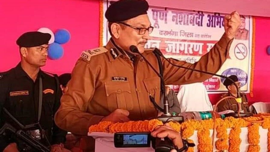 बिहार: डीजीपी की ये कैसी भाषा, बोले- रिया की औकात नहीं जो सीएम पर टिप्पणी कर सके