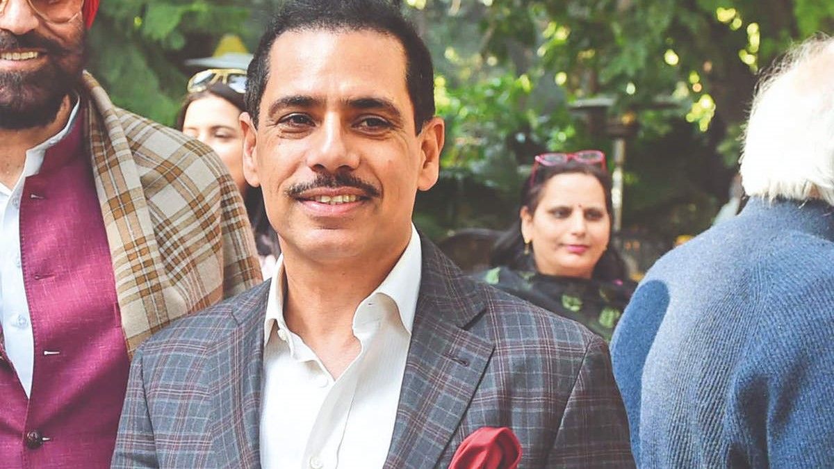 जमीन सौदा मामले में ईडी ने रॉबर्ट वाड्रा से 6 घंटे पूछताछ की, कल फिर तलब