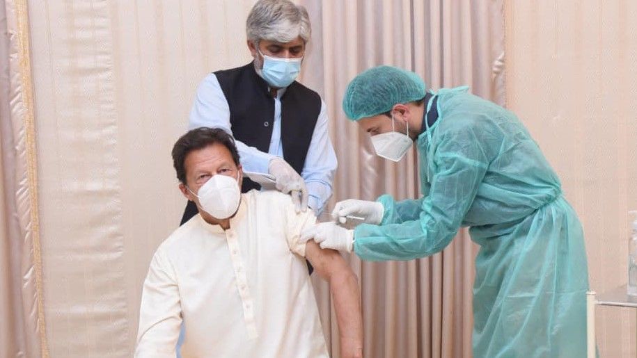 कोरोना से संक्रमित हुए इमरान, मोदी ने की जल्द स्वस्थ होने की कामना - pm imran khan tested corona positive - satya hindi