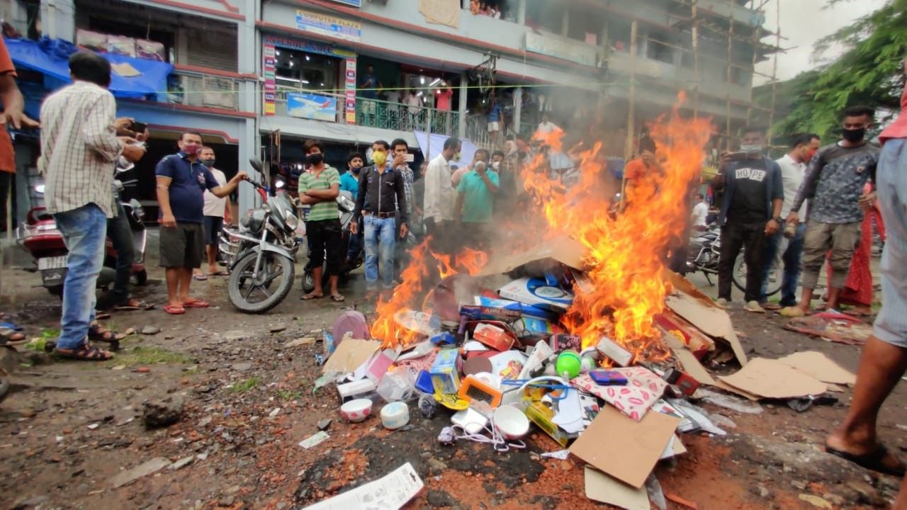 चीन के&nbsp;सम्पूर्ण&nbsp;बहिष्कार का नारा देने वाले चीन न बन पाने के दुःख से क्यों भरे हुए हैं?