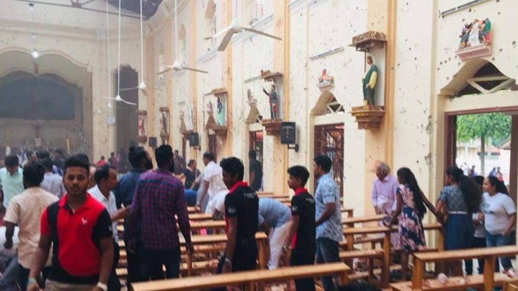 श्रीलंका में हुए बम धमाकों में 290 लोगों की मौत, 500 घायल