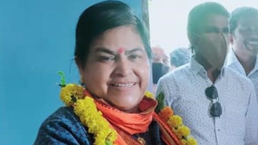बीजेपी की मंत्री बोलीं- मदरसों में पले-बढ़े हैं आतंकवादी