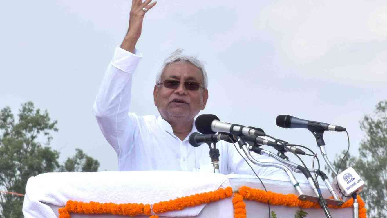 Paswan remains in NDA, accepts 5 Loksabha, 1 Rajyasabha seat - Satya Hindi