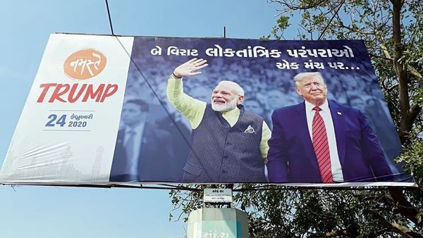 Congress questions Namaste Trump, asks what government is hiding? - Satya Hindi