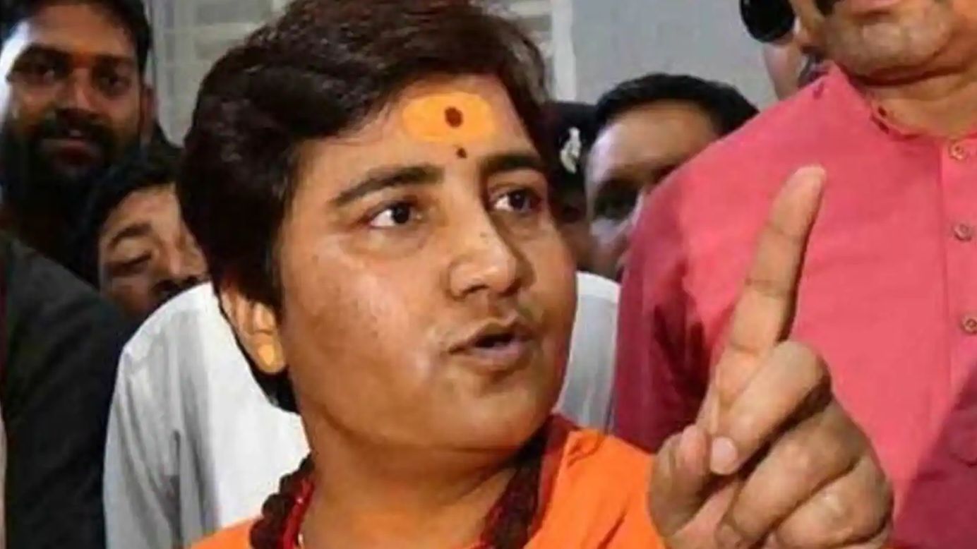बाबरी ध्वंस पर बयान के मामले में प्रज्ञा के ख़िलाफ़ एफ़आईआर