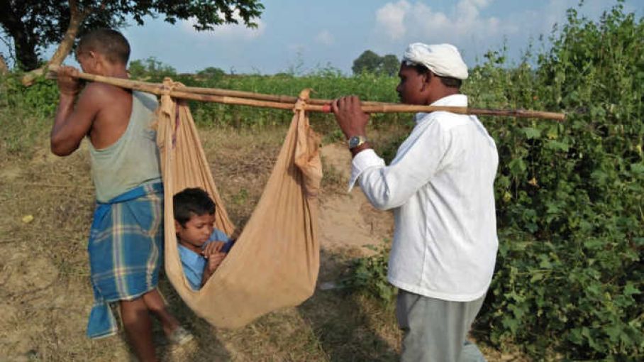 गाँवों में कोरोना पहुँचा तो जान ख़तरे में रहेगी ही, क़र्ज़ में भी डूबेंगे ग्रामीण