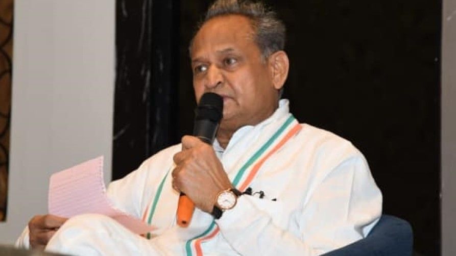 फिर ख़तरे में गहलोत सरकार?, बीजेपी बोली- 6 महीने में गिर जाएगी