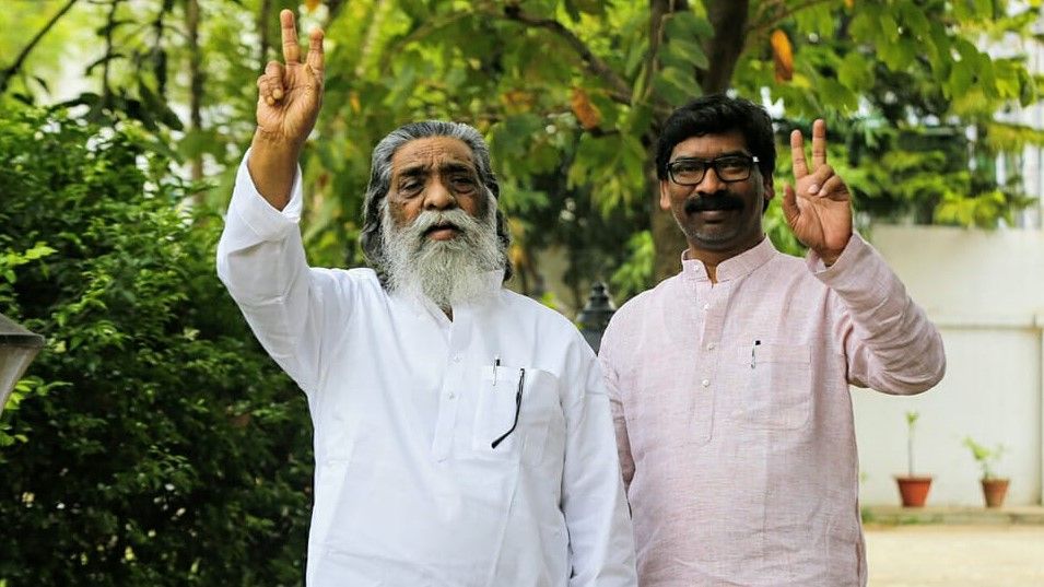 झारखंड: जेएमएम गठबंधन को 47 सीटें, 25 पर अटकी बीजेपी, 27 को शपथ लेंगे सोरेन