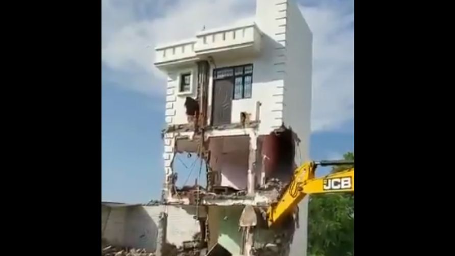 UP MLA Mukhtar ansari son buildings demolished by LDA - Satya Hindi