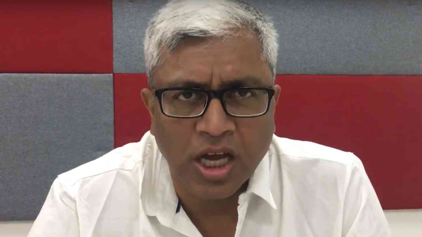 रॉबर्ट वाड्रा दोषी हैं तो अब तक जेल से बाहर क्यों?