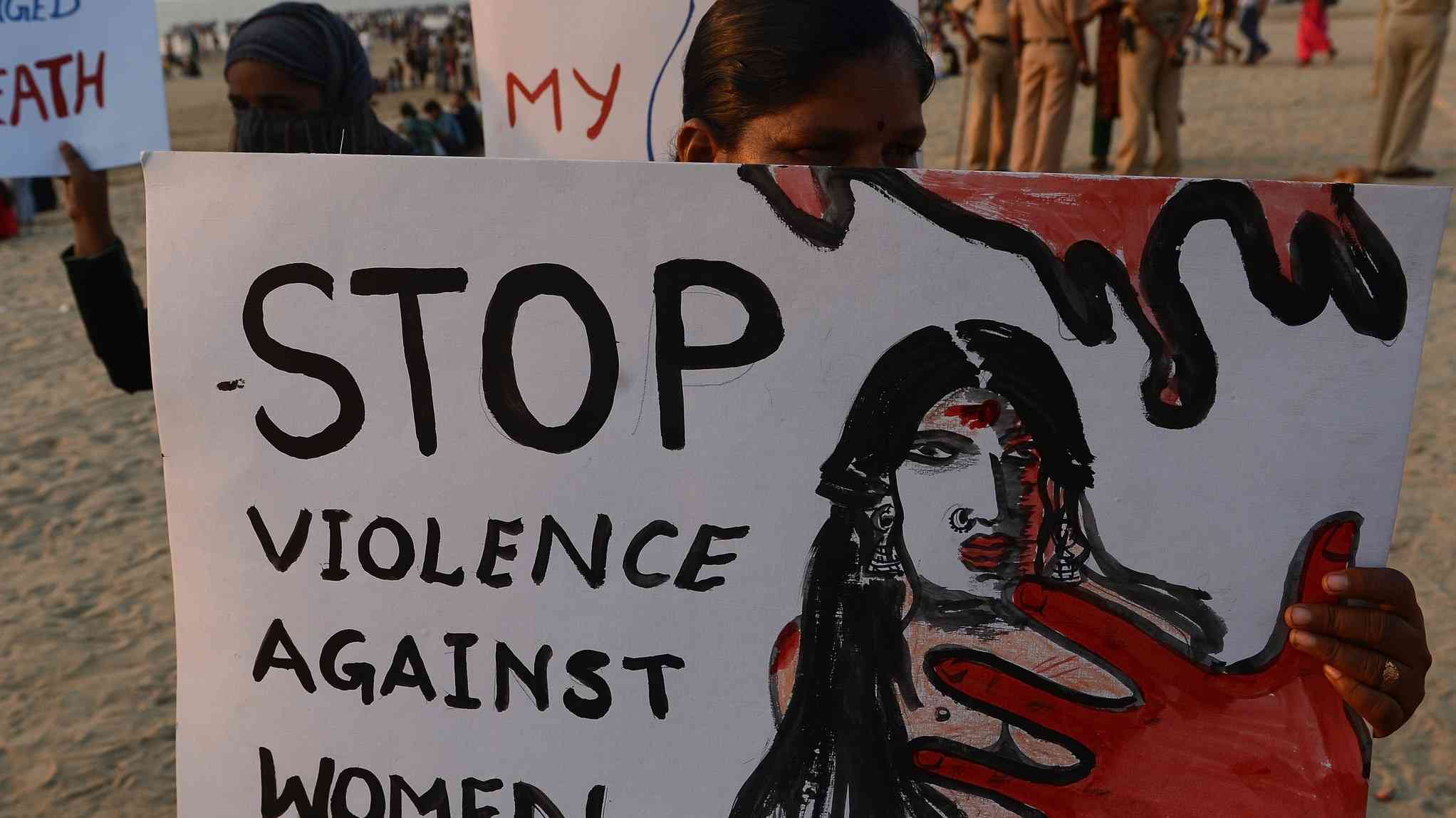 priest accused in badaun rape murder case - Satya Hindi
