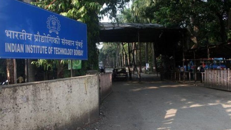 प्रदर्शन करने&nbsp;पर आईआईटी बॉम्बे अपने ही छात्रों को बता देगा राष्ट्रविरोधी?