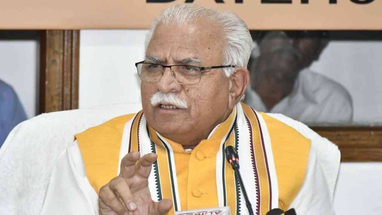 khattar and dushyant reiterate alliance govt safe after meeting amit shah - Satya Hindi